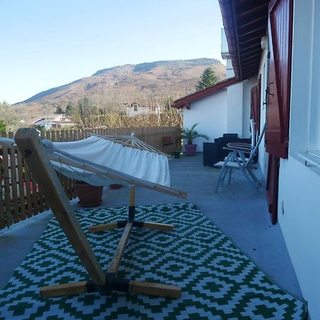 Auberge Trabenia Ascain Eksteriør bilde