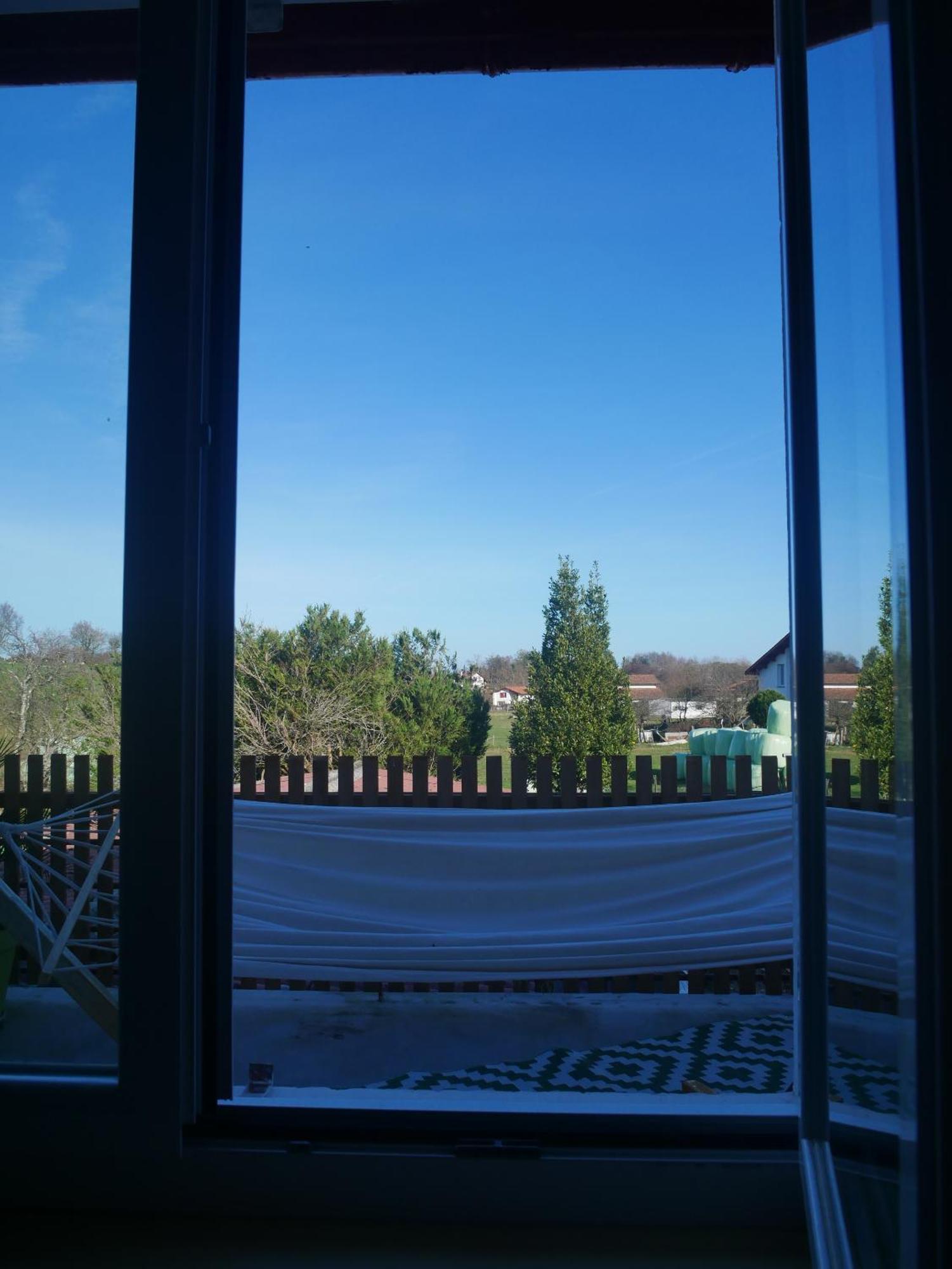 Auberge Trabenia Ascain Rom bilde